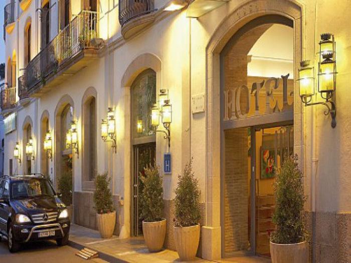 Hotels Costa Brava and Barcelona