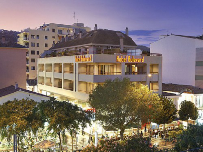 Hotels Costa Brava and Barcelona