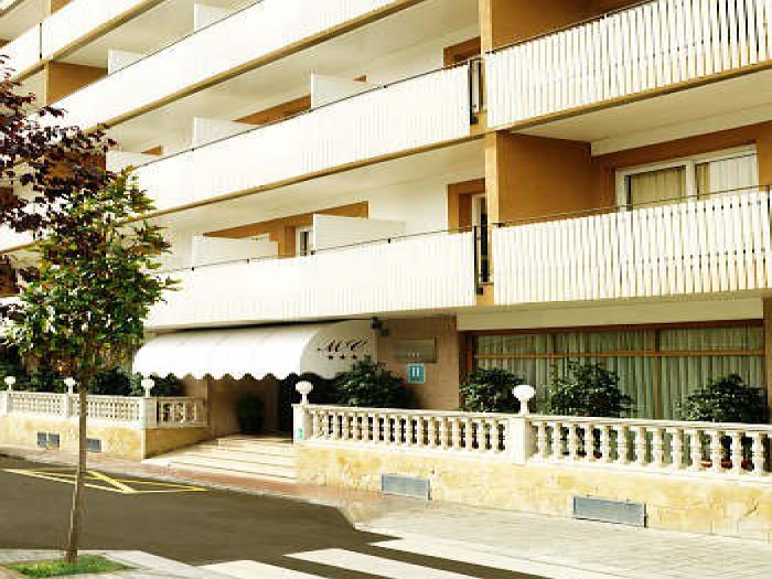 Hotels Costa Brava and Barcelona