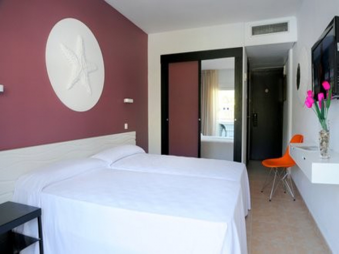 Hotels Costa Brava and Barcelona