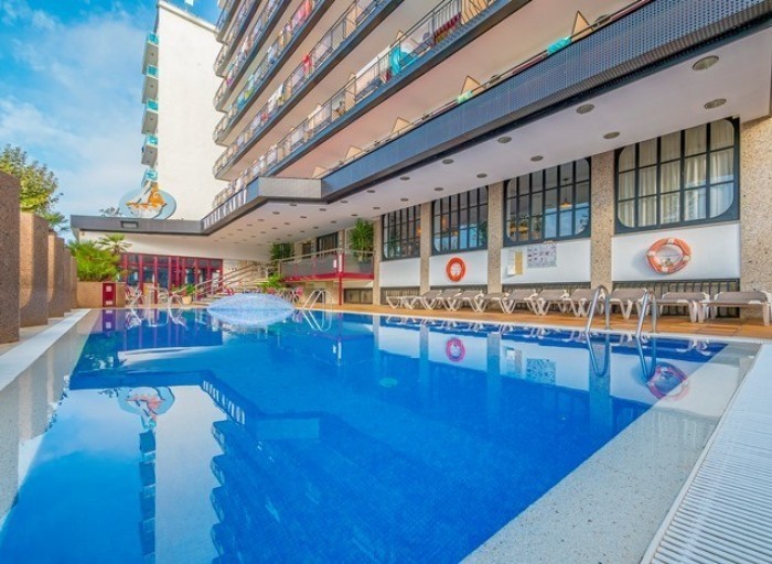 Hotels Costa Brava and Barcelona