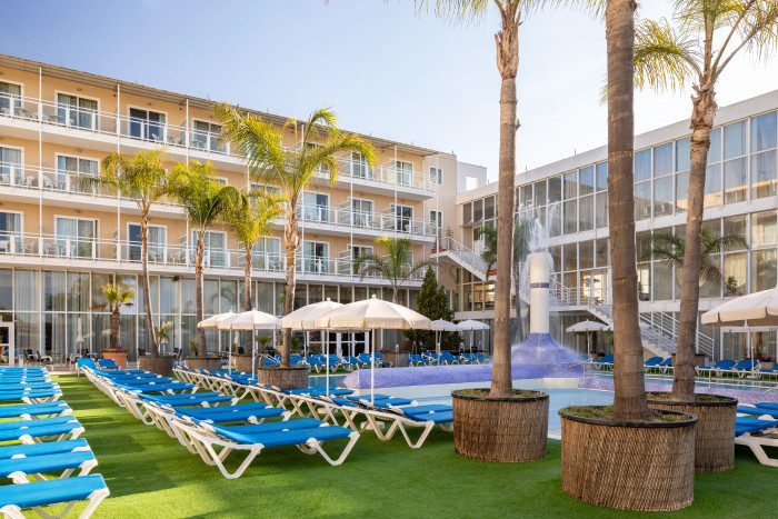 Hotels Costa Brava and Barcelona